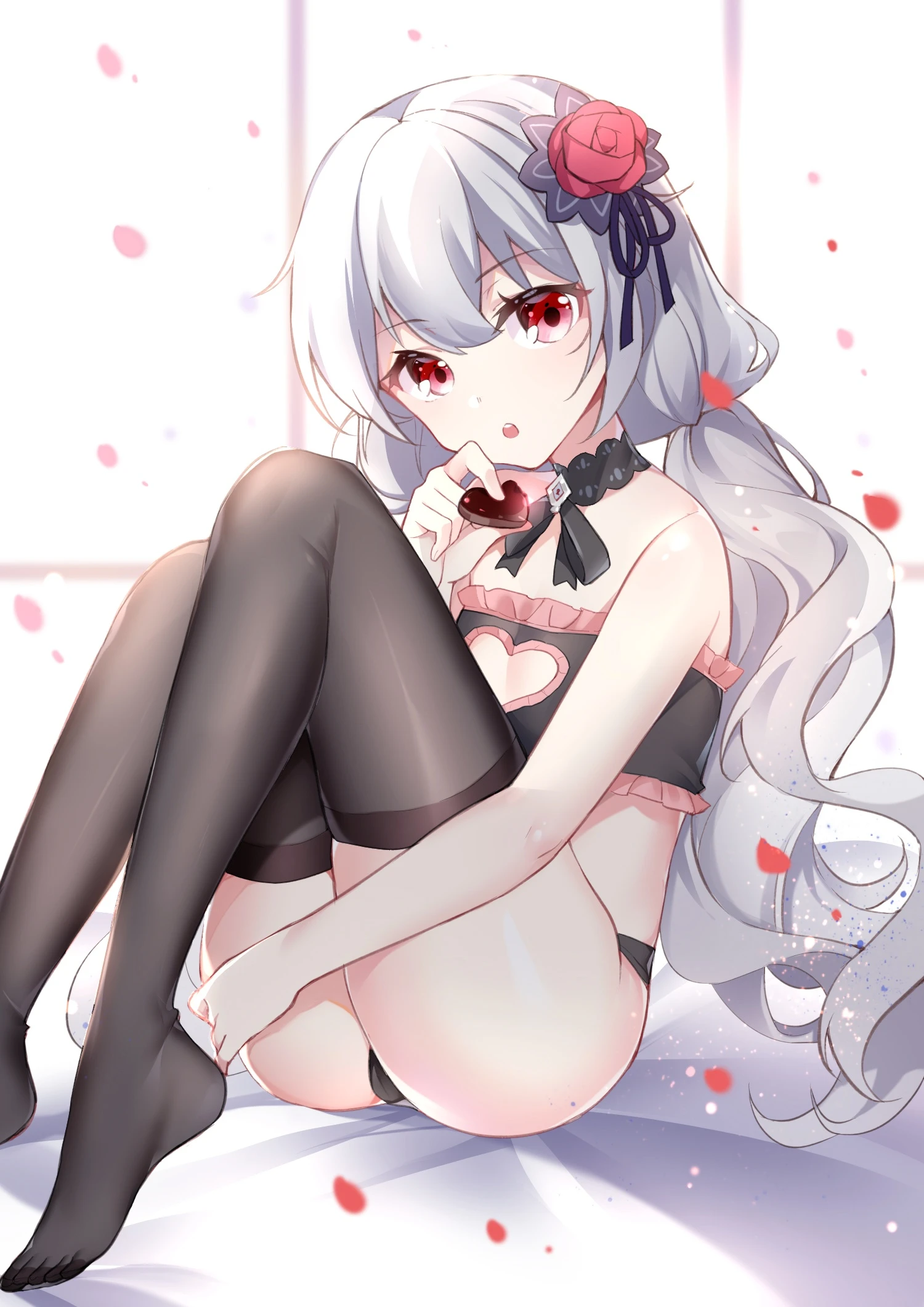 v-893